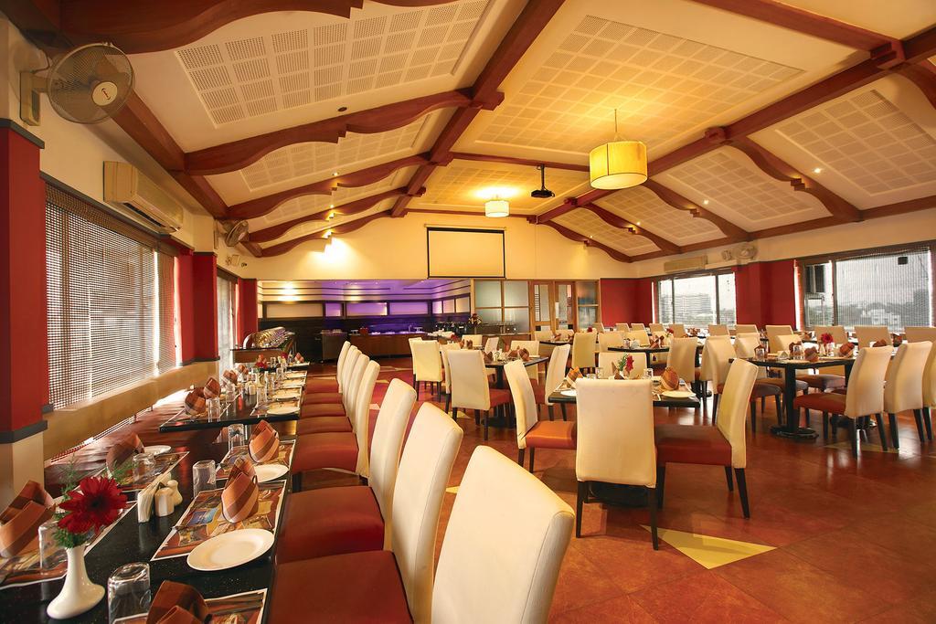Hotel Park Residency, Kakkanad Kochi Eksteriør billede
